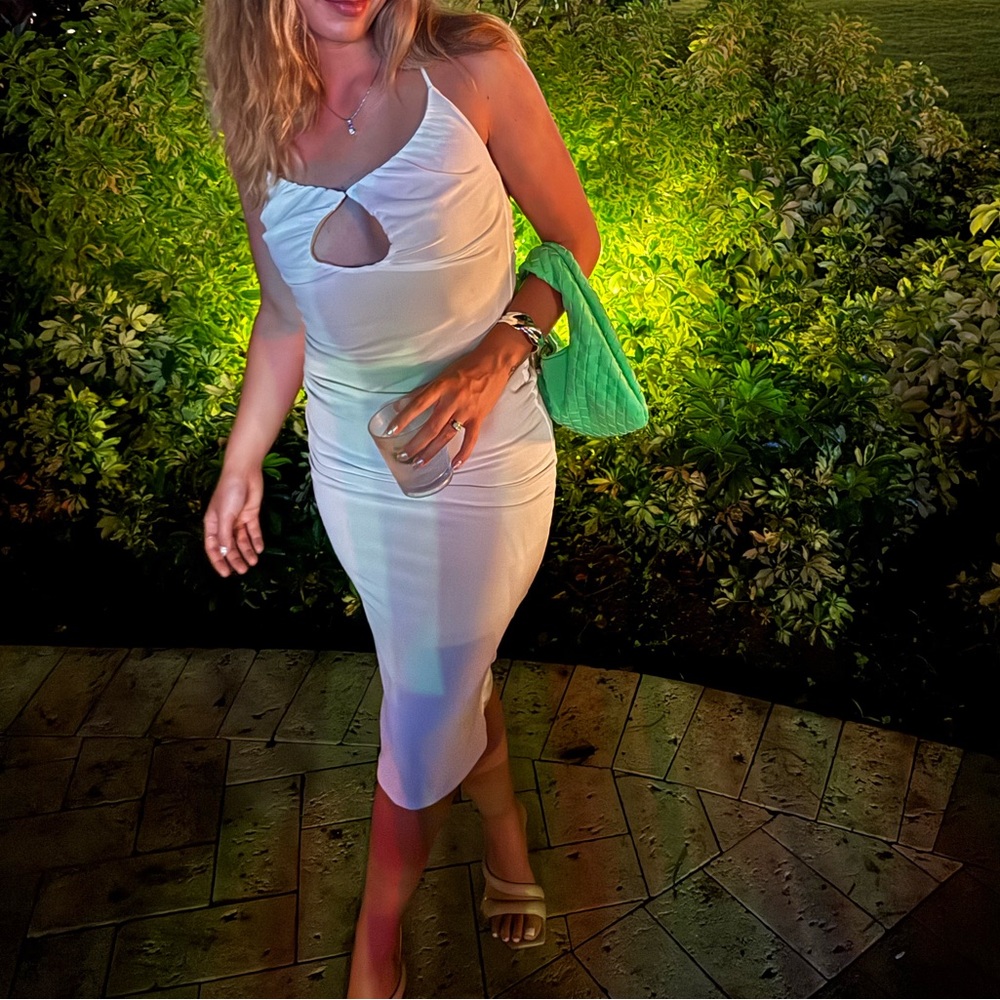 Beginning Boutique White Bodycon Keyhole Dress